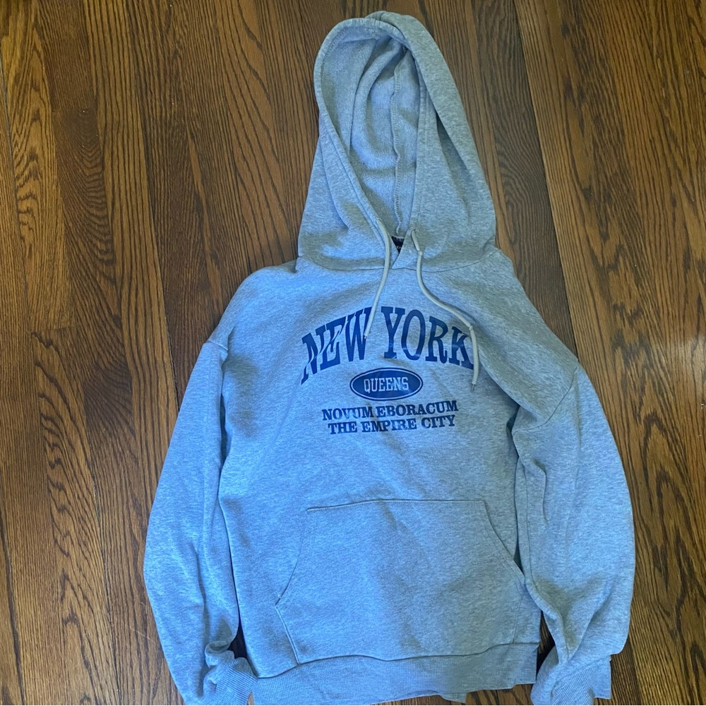 SHEIN Heather Gray New York Graphic Hoodie